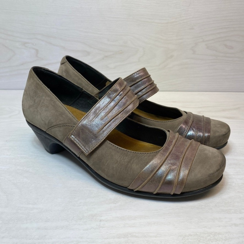 Naot Womens 40 Attitude Mary Jane Pumps Heel Brown Leather Metallic Strap Shoes